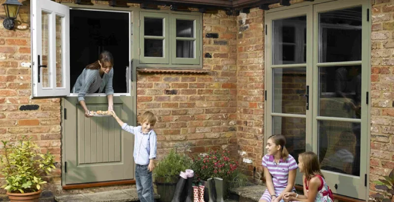 How to choose timber windows for your Swansea home