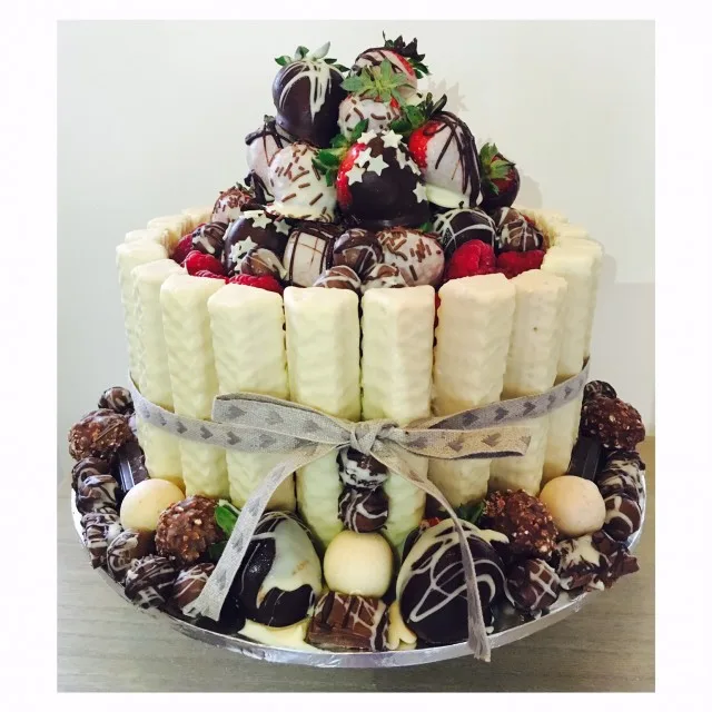 Recipe: Messy cake showstopper